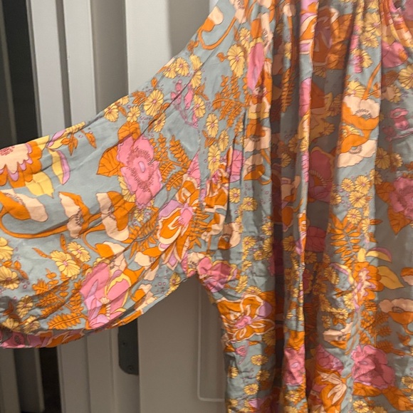 Entro Floral Blouse - Pink and Orange - Picture 3 of 4